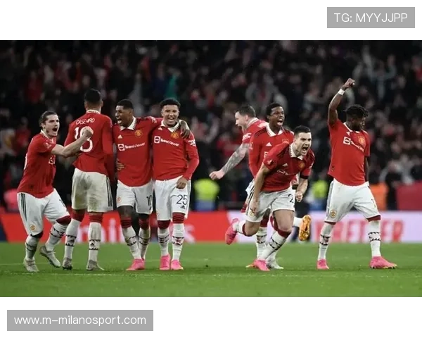 多特蒙德边锋恩梅查引起曼联热刺关注,夏季可能离队 多特蒙德边锋恩梅查引起曼联热刺关注,夏季可能离队